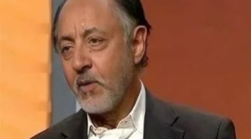 رسالة من المستشفى.. الفنان عبد العزيز مخيون يطمئن جمهوره بعد جراحة دقيقة